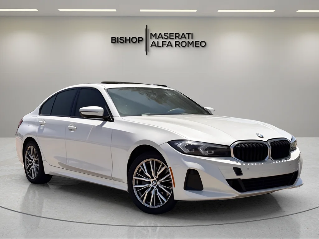 2023 BMW 3 Series 330i xDrive Sedan's photo