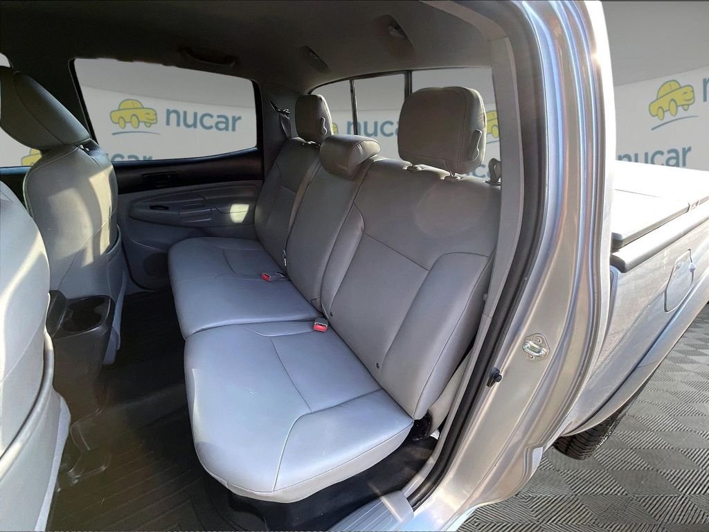 Used 2015 Silver Toyota Base image 25