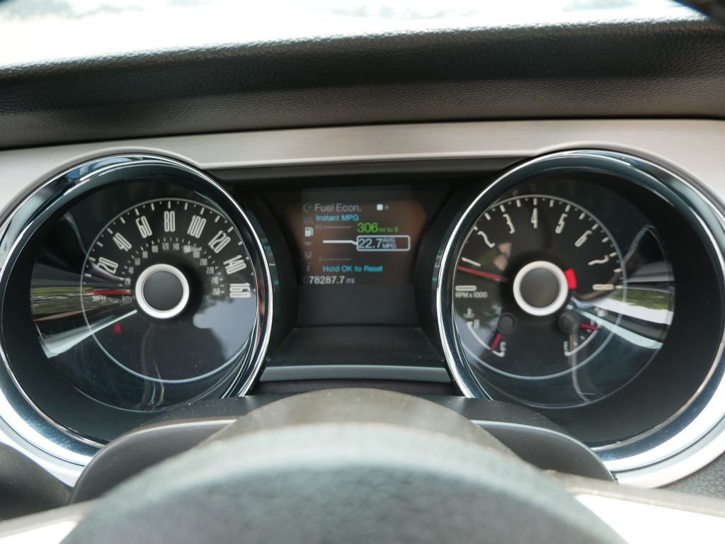 Used 2014 Red Ford V6 Premium image 22