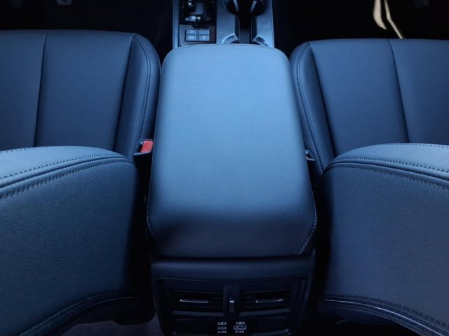 New 2026 CRYSTAL WHITE PEARL Subaru Premium image 28