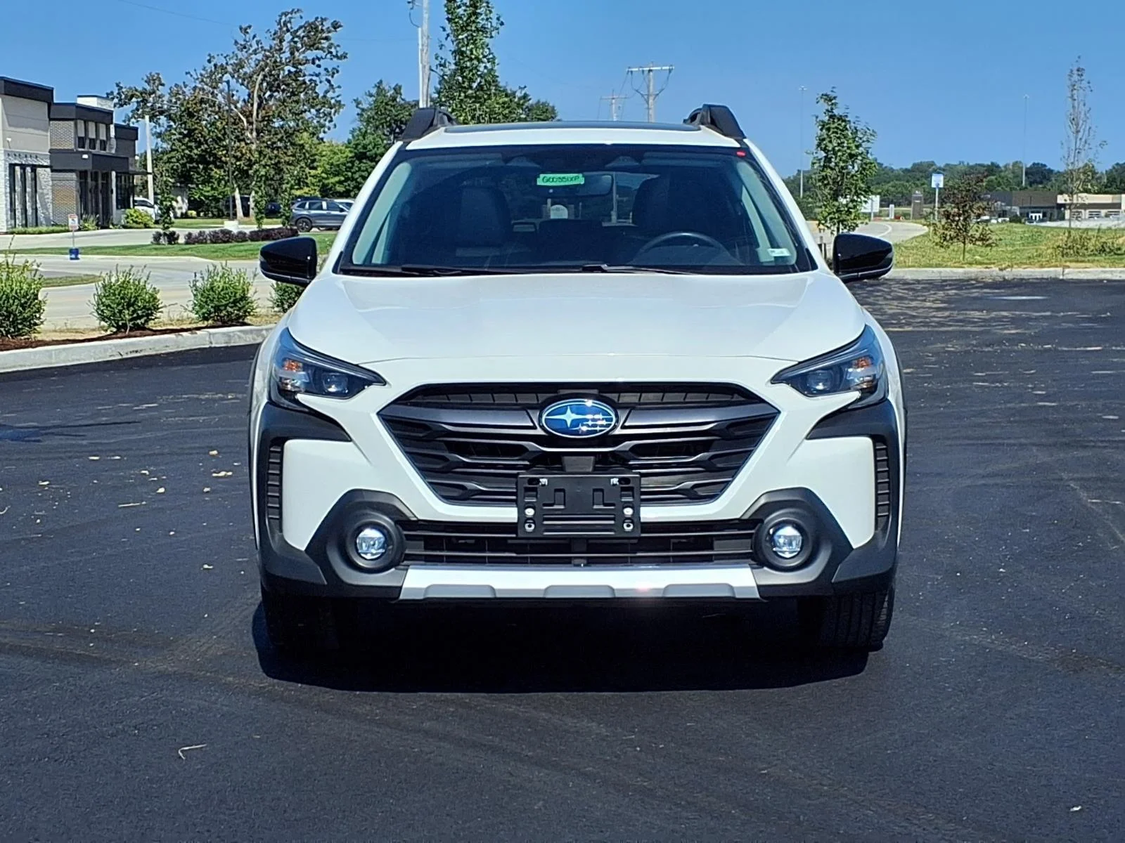 Used 2024 CRYSTAL WHITE PEARL SUBARU UTILITY image 31