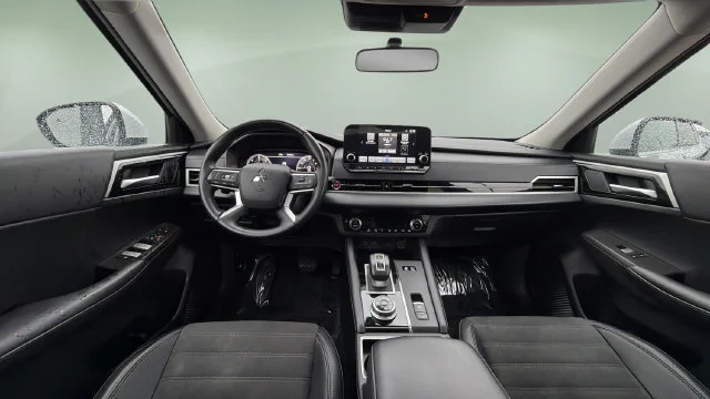 Used 2024  Mitsubishi SE Ralliart image 16