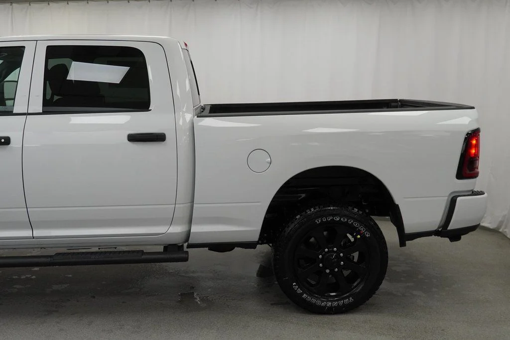 New 2026 Bright White Clear-Coat Exterior Paint RAM Tradesman image 16