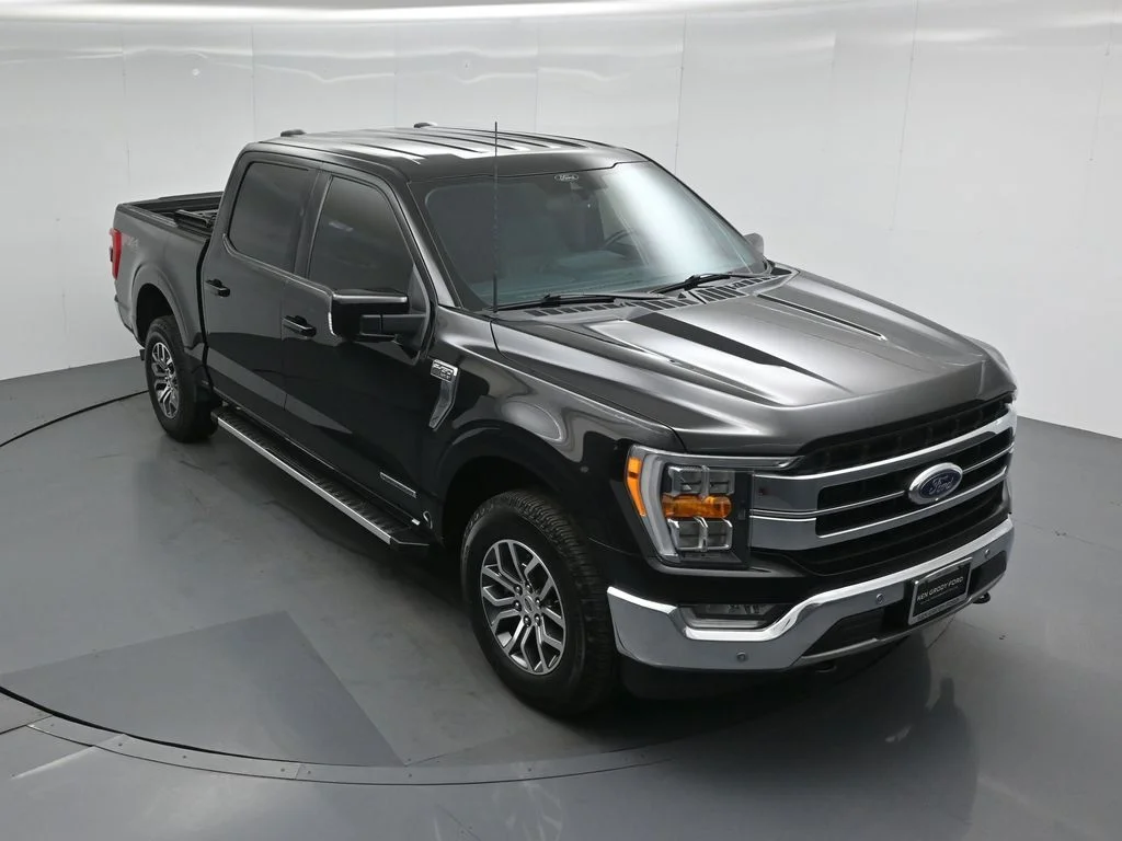 Certified Used 2022 Black Ford Lariat image 40
