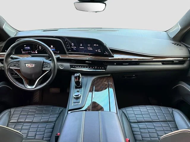 Used 2022 Crystal White Tricoat Cadillac Sport Platinum image 17