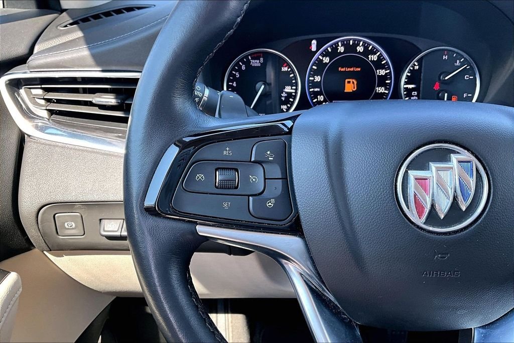 Used 2023 White Buick Premium Group image 20