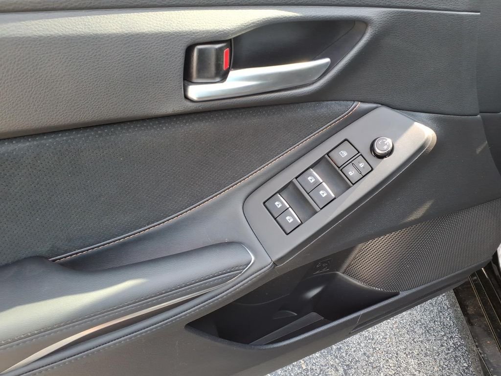 Used 2019 Midnight Black Metallic Toyota XSE image 11