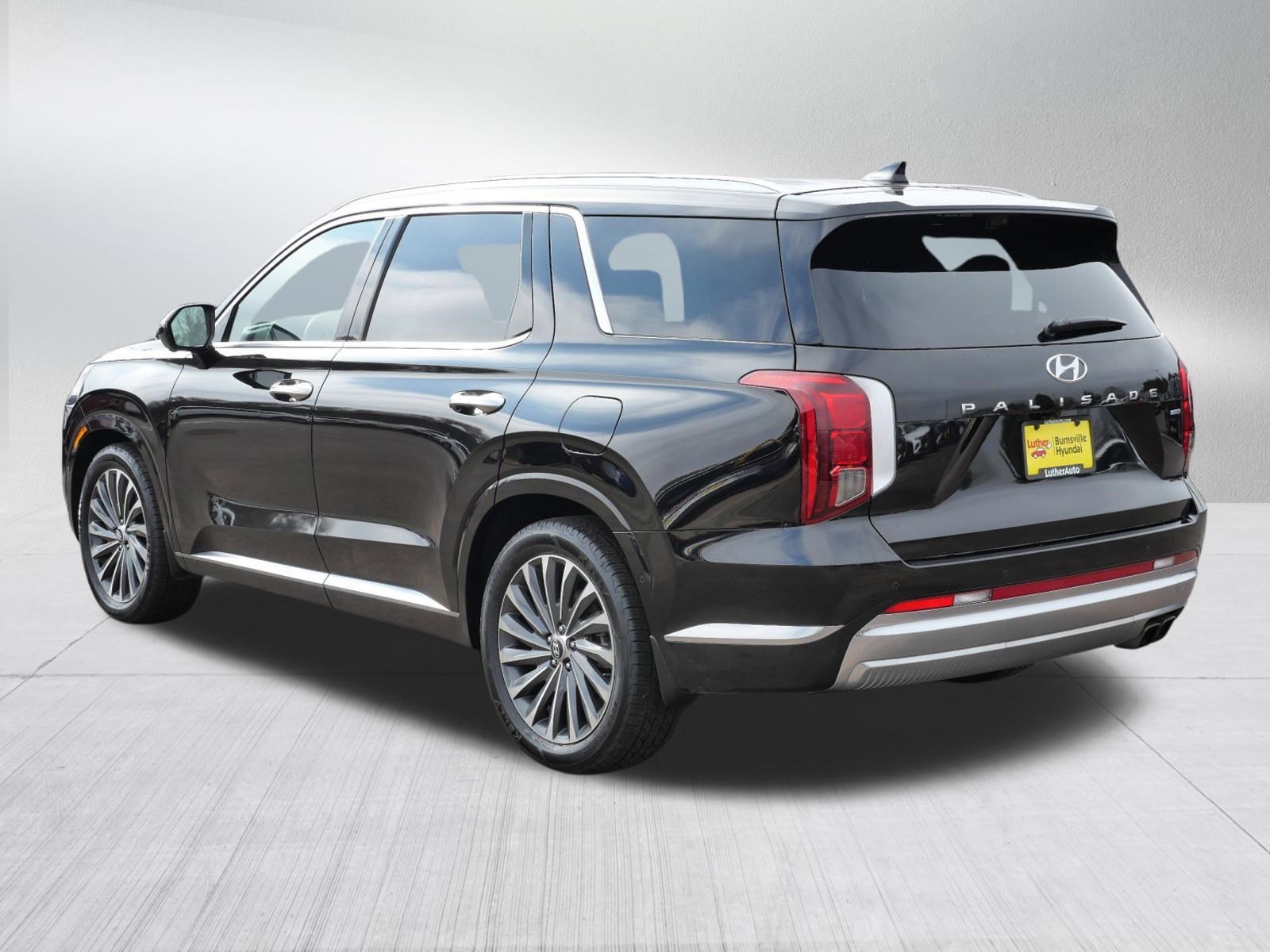 Certified Used 2023 Abyss Black Pearl Hyundai Calligraphy image 5