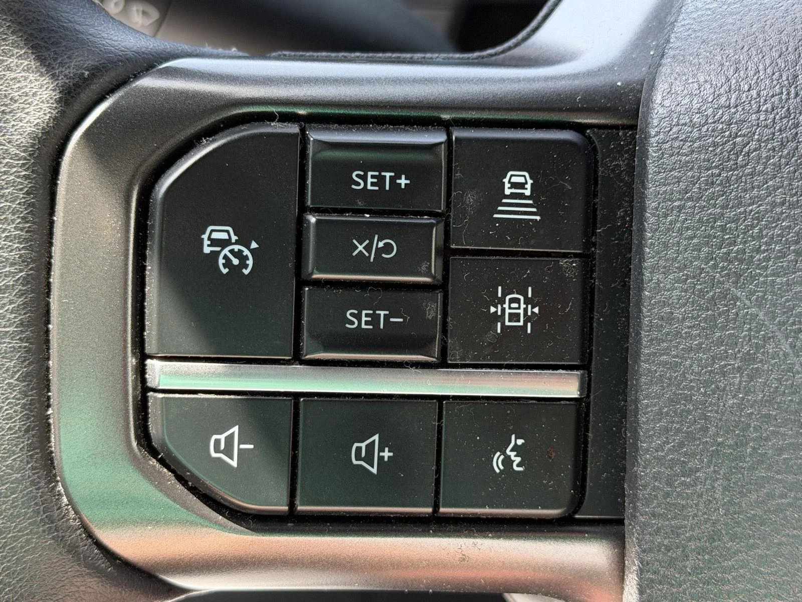 Used 2024 Carbonized Gray Ford XLT image 9