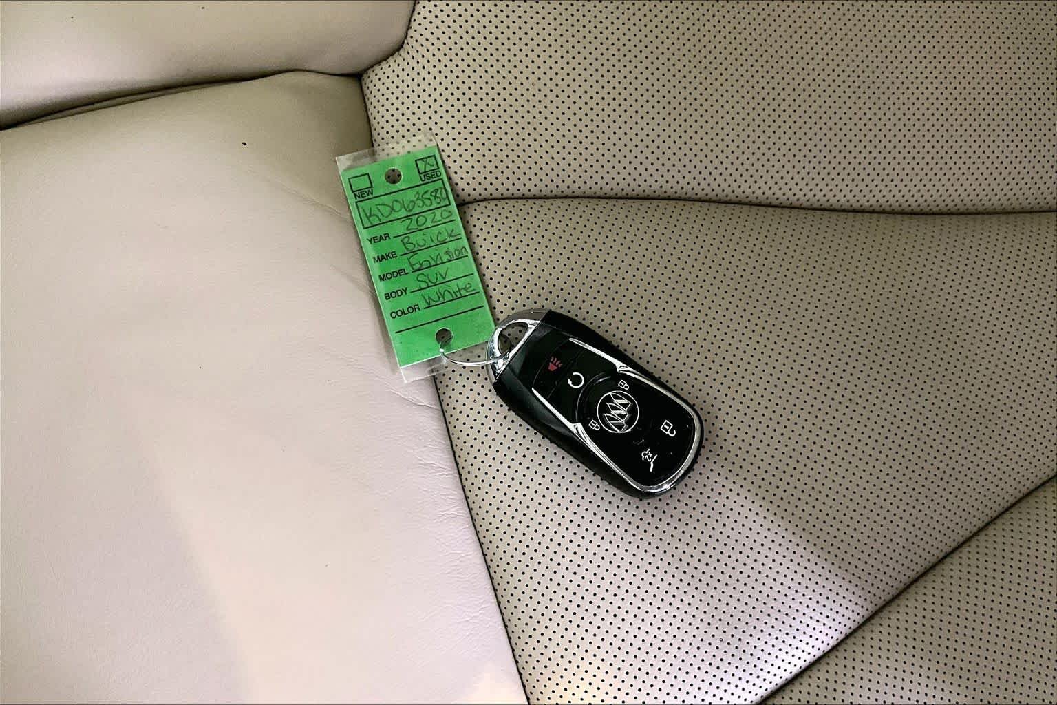 Used 2019 Summit White Buick Premium II image 15