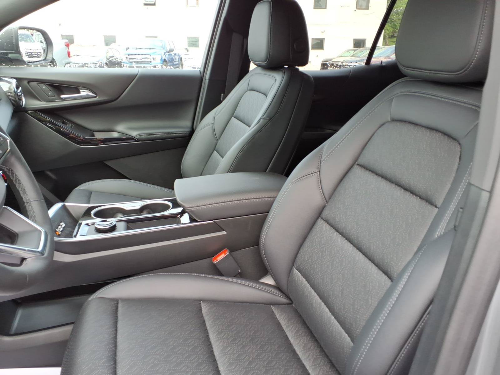 New 2027 Sterling Gray Metallic Chevrolet LT image 5