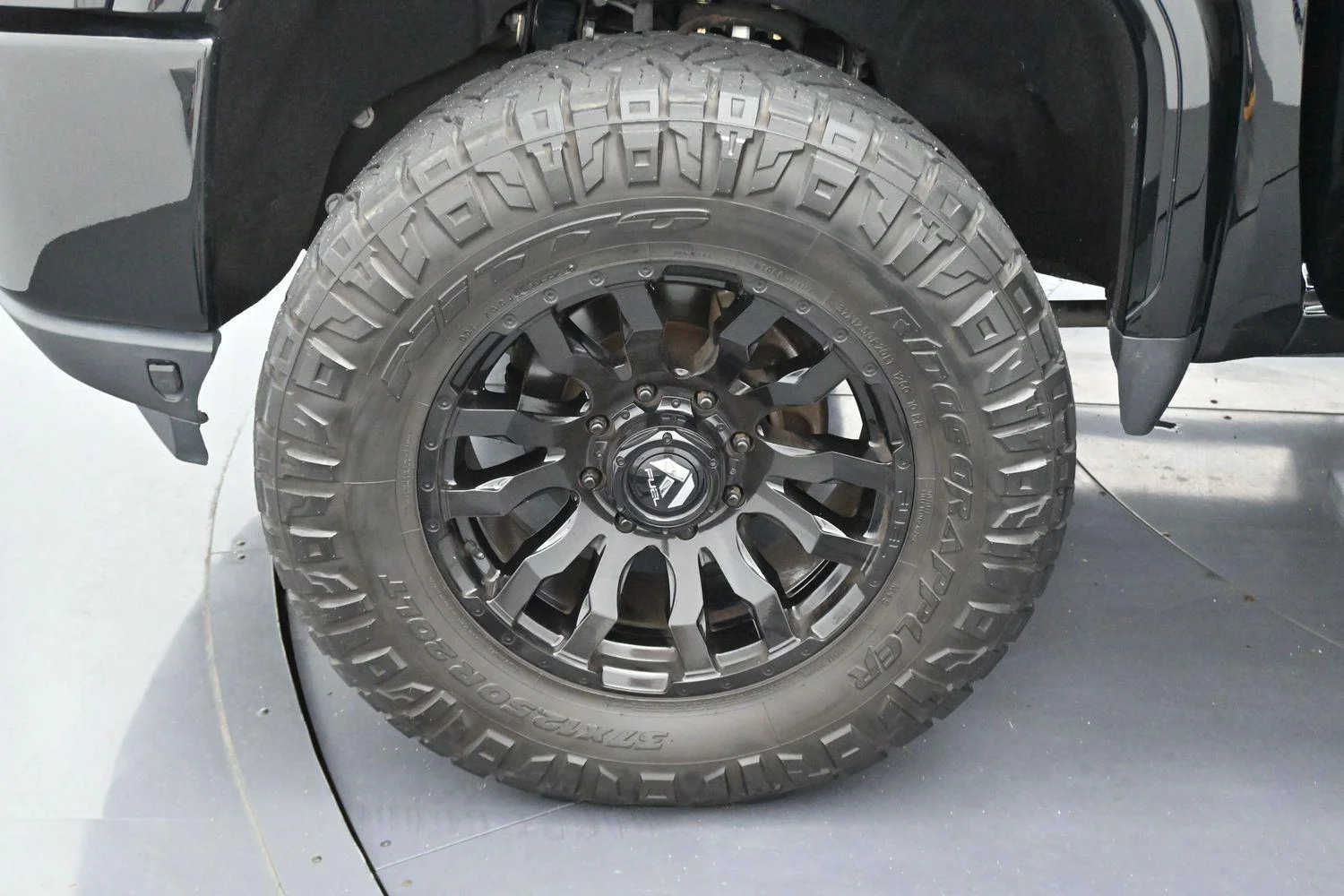 Used 2021 Onyx Black GMC Denali image 39