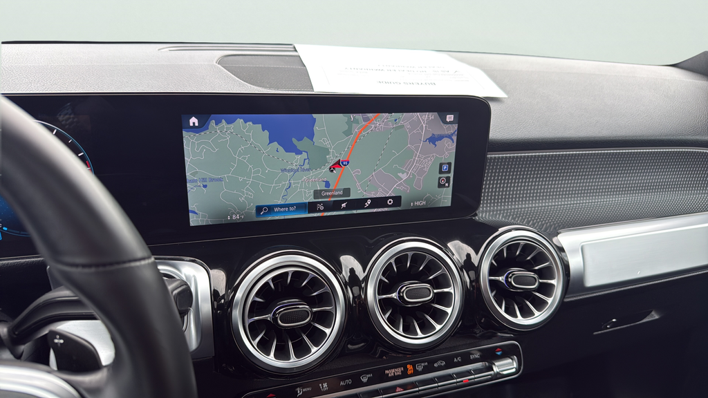 Used 2022 Gray Mercedes-Benz GLB 250 image 16
