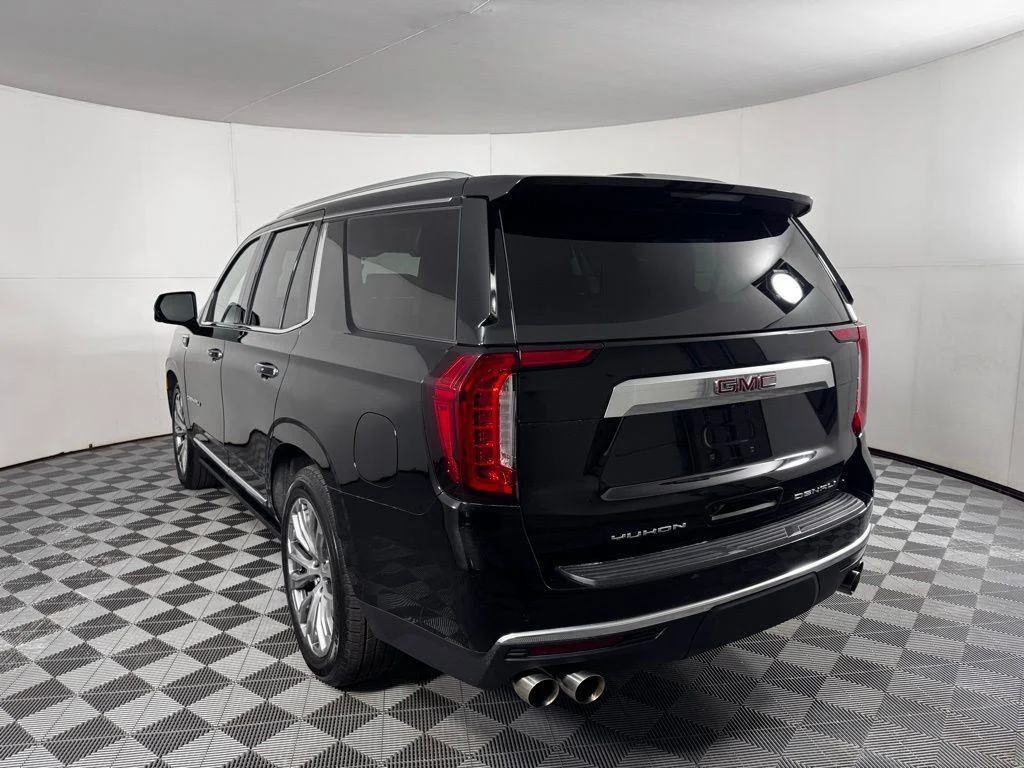 Used 2021 Onyx Black GMC Denali image 5
