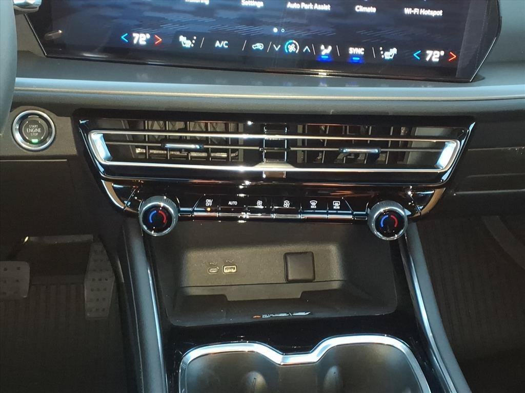 2026 Chevrolet Traverse LT - Photo 9