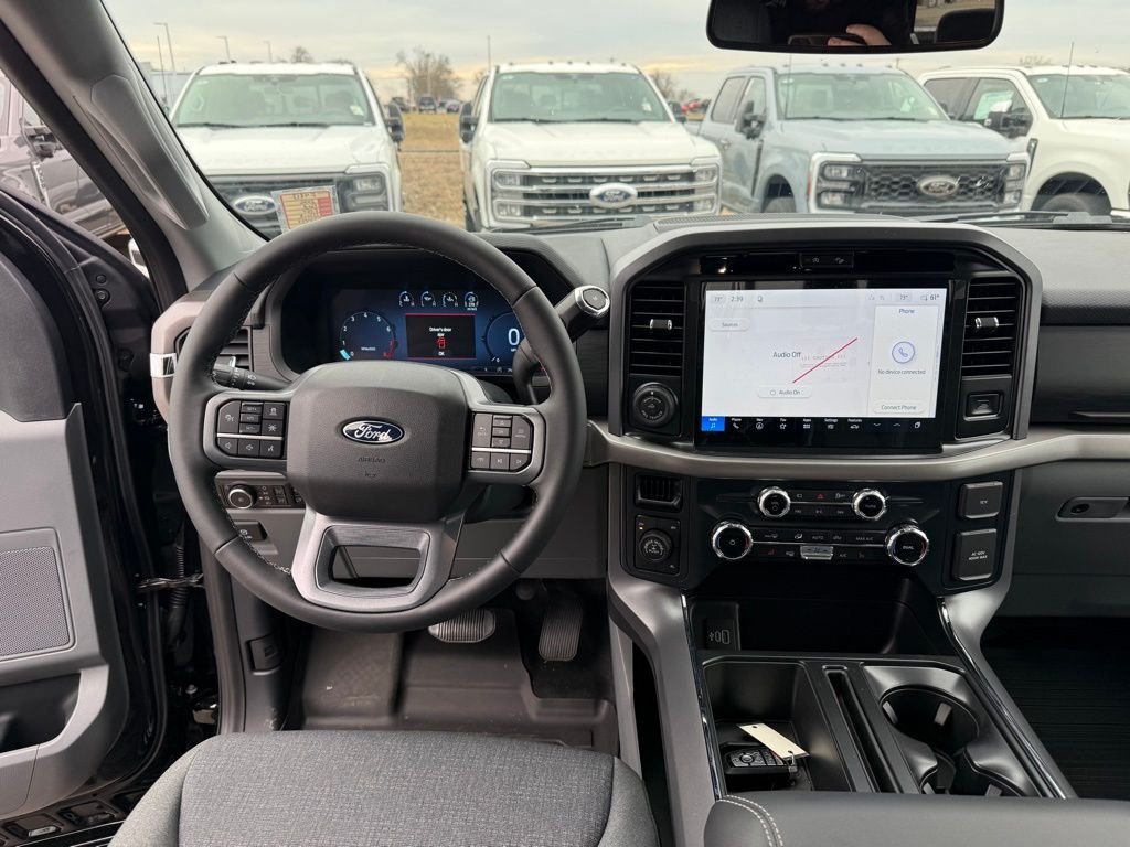 New 2026 Agate Black Metallic Ford XLT image 13
