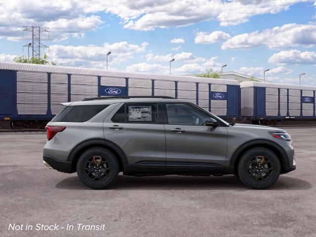 New 2027 Gray Ford Tremor image 5