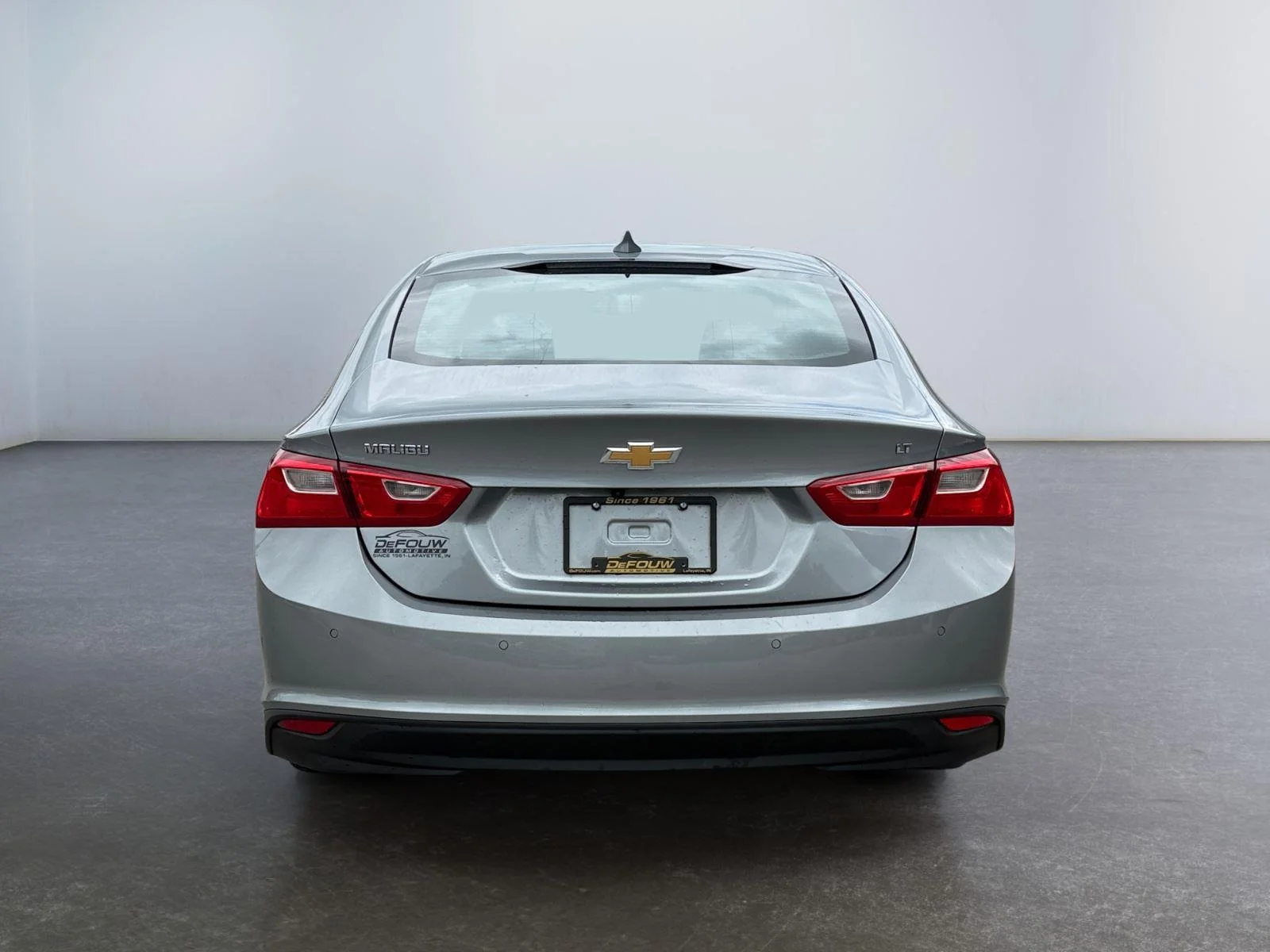 Used 2024 Sterling Grey Metallic Chevrolet 1LT image 4