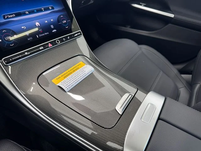 New 2026  Mercedes-Benz C 300 image 40