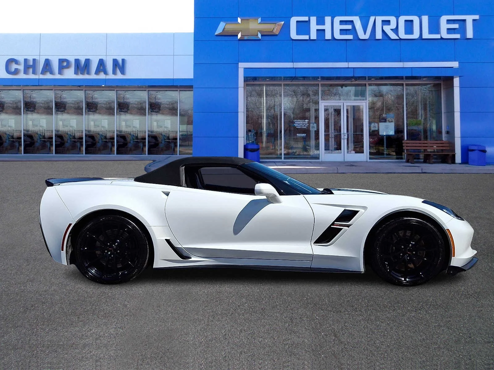 Used 2019 White Chevrolet Grand Sport 2LT image 6