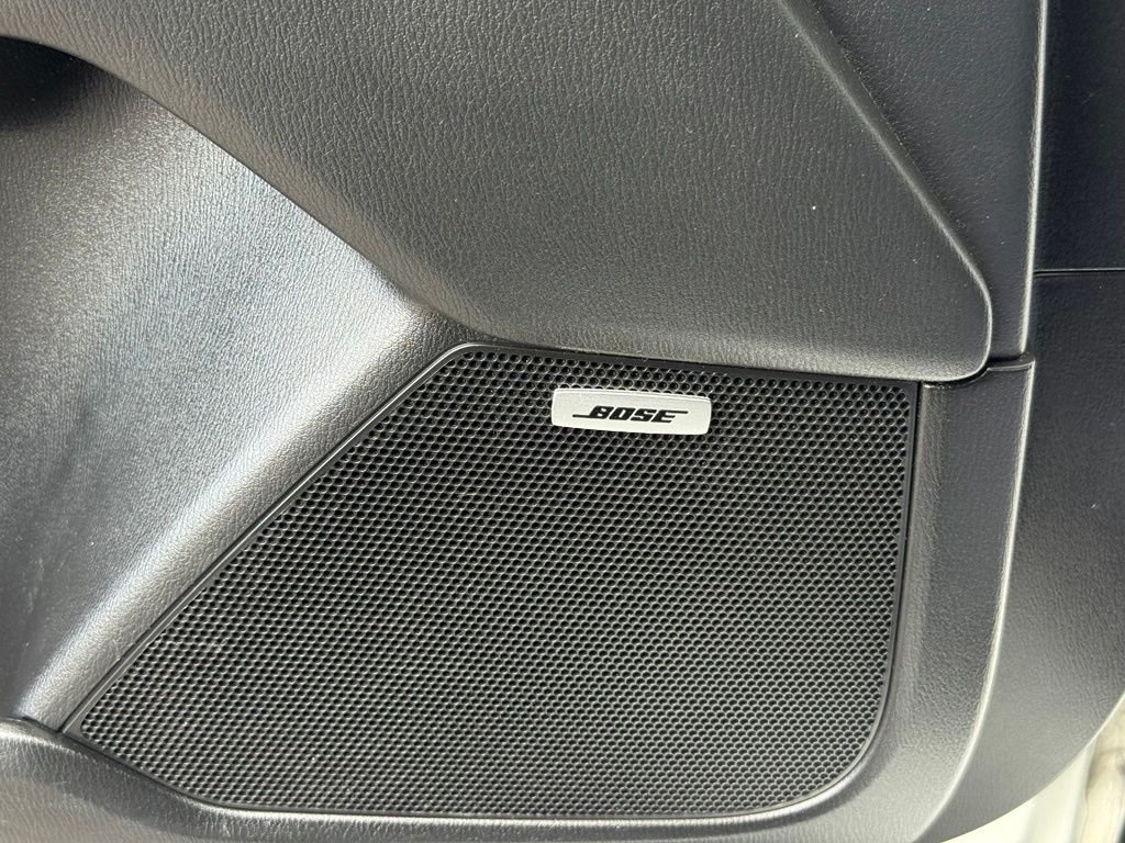 Used 2017 White Mazda Touring image 19