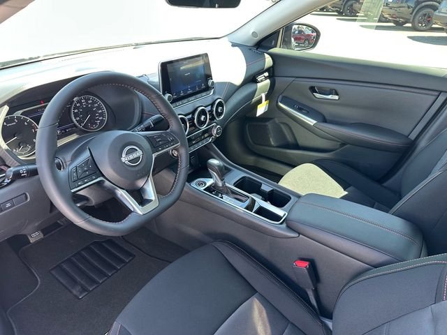 New 2025 Nissan Sentra Xtronic CVT SR