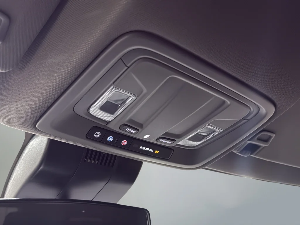 Used 2024 Gray Chevrolet LT image 28