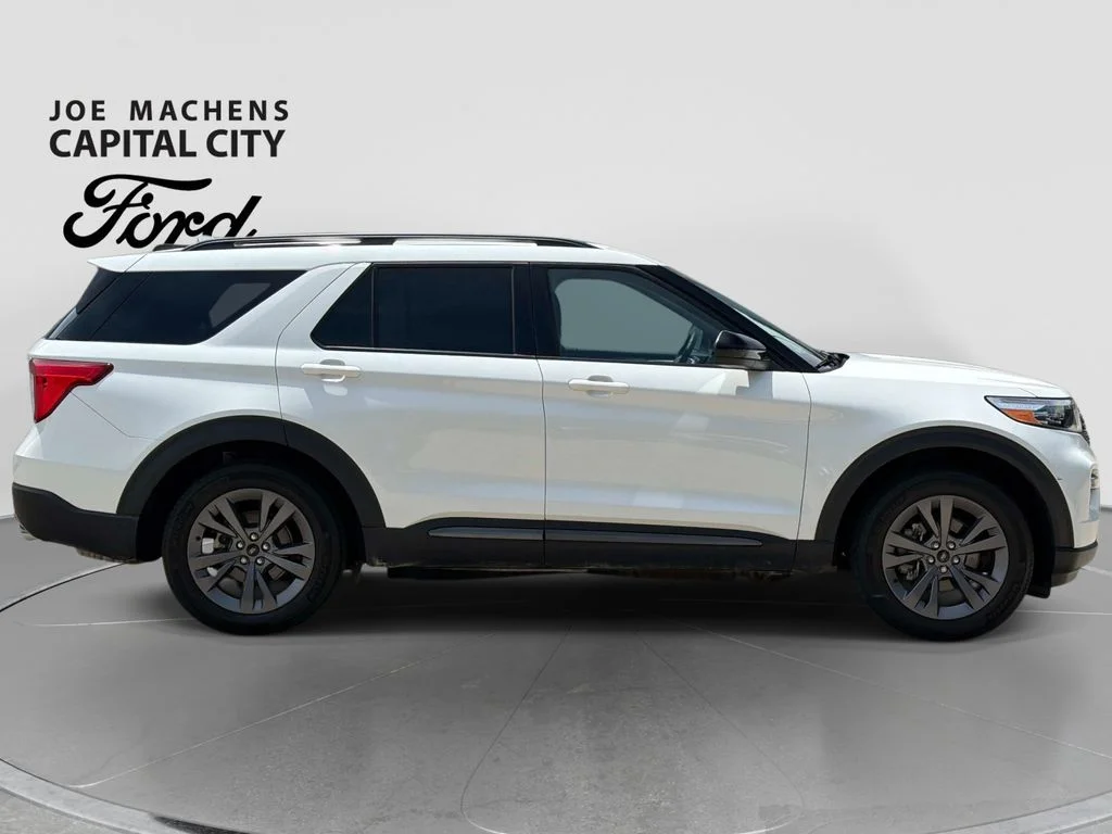 Used 2024 White Ford XLT image 3