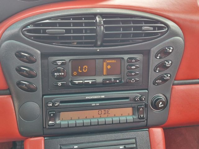 Used 1997  Porsche Base image 16