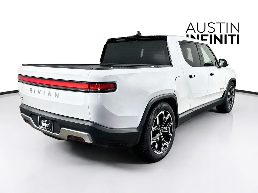 Used 2022 Glacier White Rivian Adventure image 7