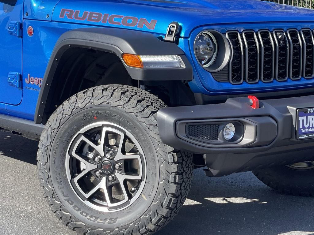 New 2026 Hydro Blue Pearl-Coat Exterior Paint Jeep Rubicon image 3