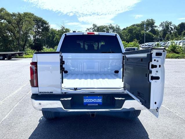 New 2026 Star White Metallic Tri-Coat Ford Lariat image 38
