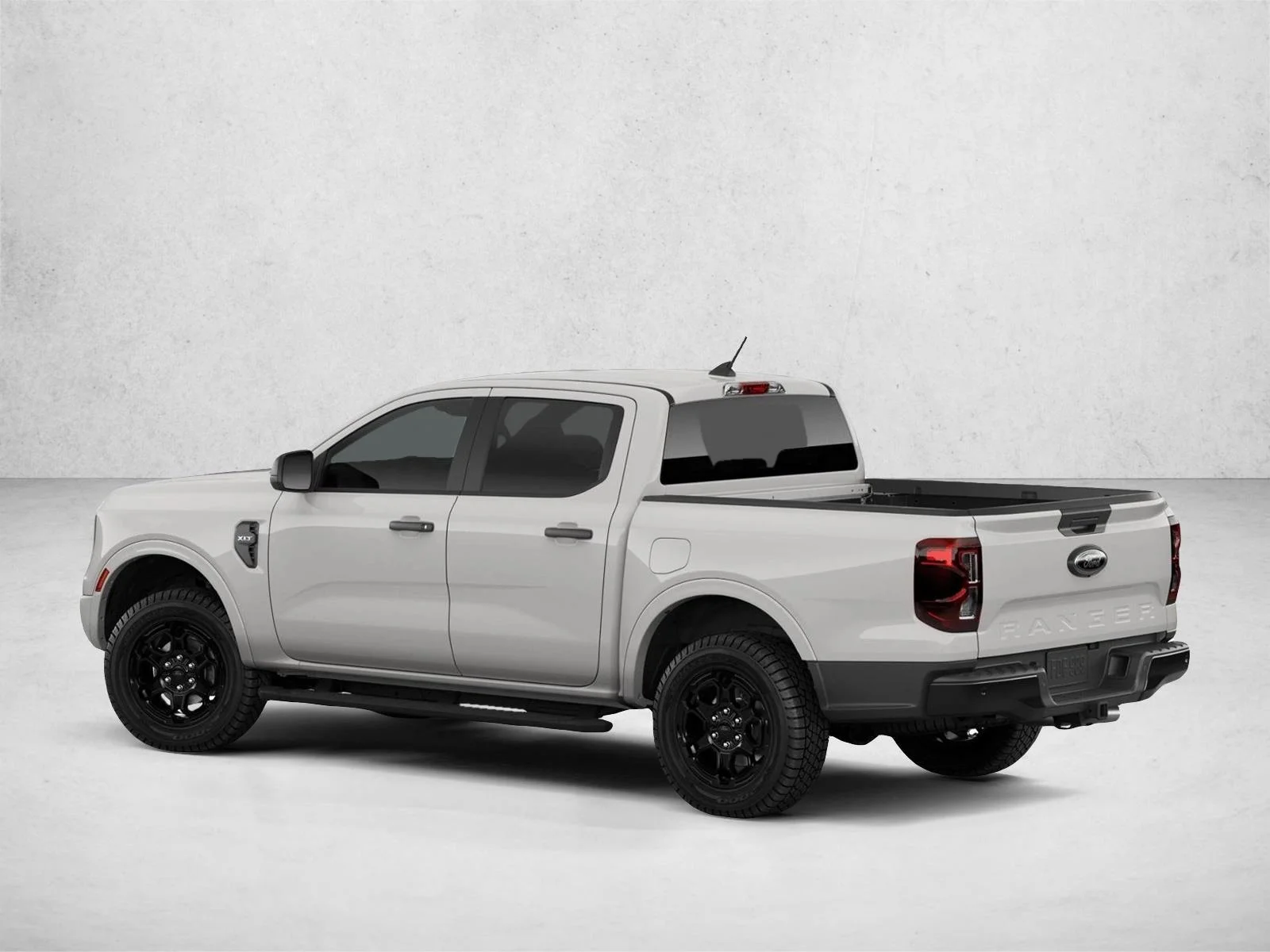 New 2026 Avalanche Ford XLT image 2