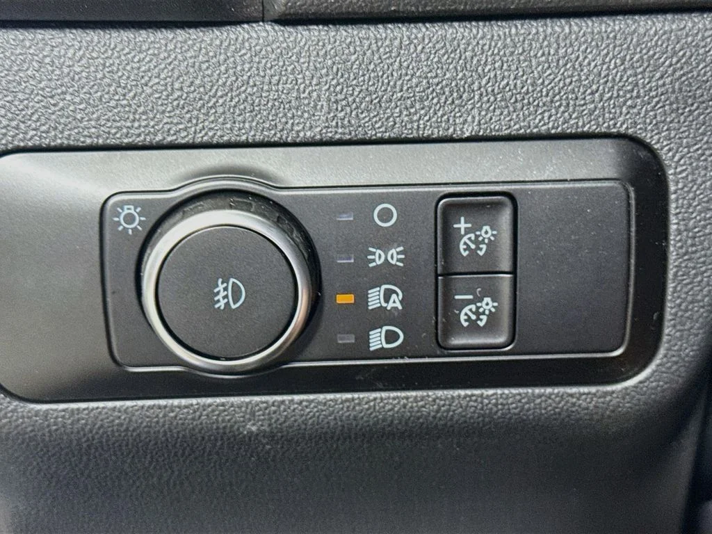 New 2026 Velocity Blue Metallic Ford Outer Banks® image 12
