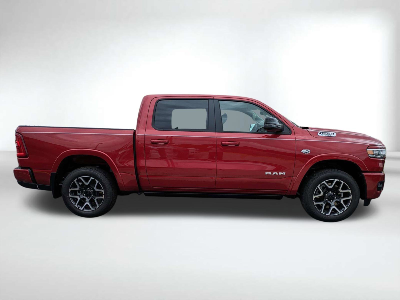 New 2026 Molten Red Pearl-Coat Exterior Paint RAM Laramie image 3