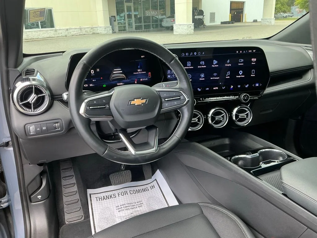 Used 2024 Gray Chevrolet LT image 38