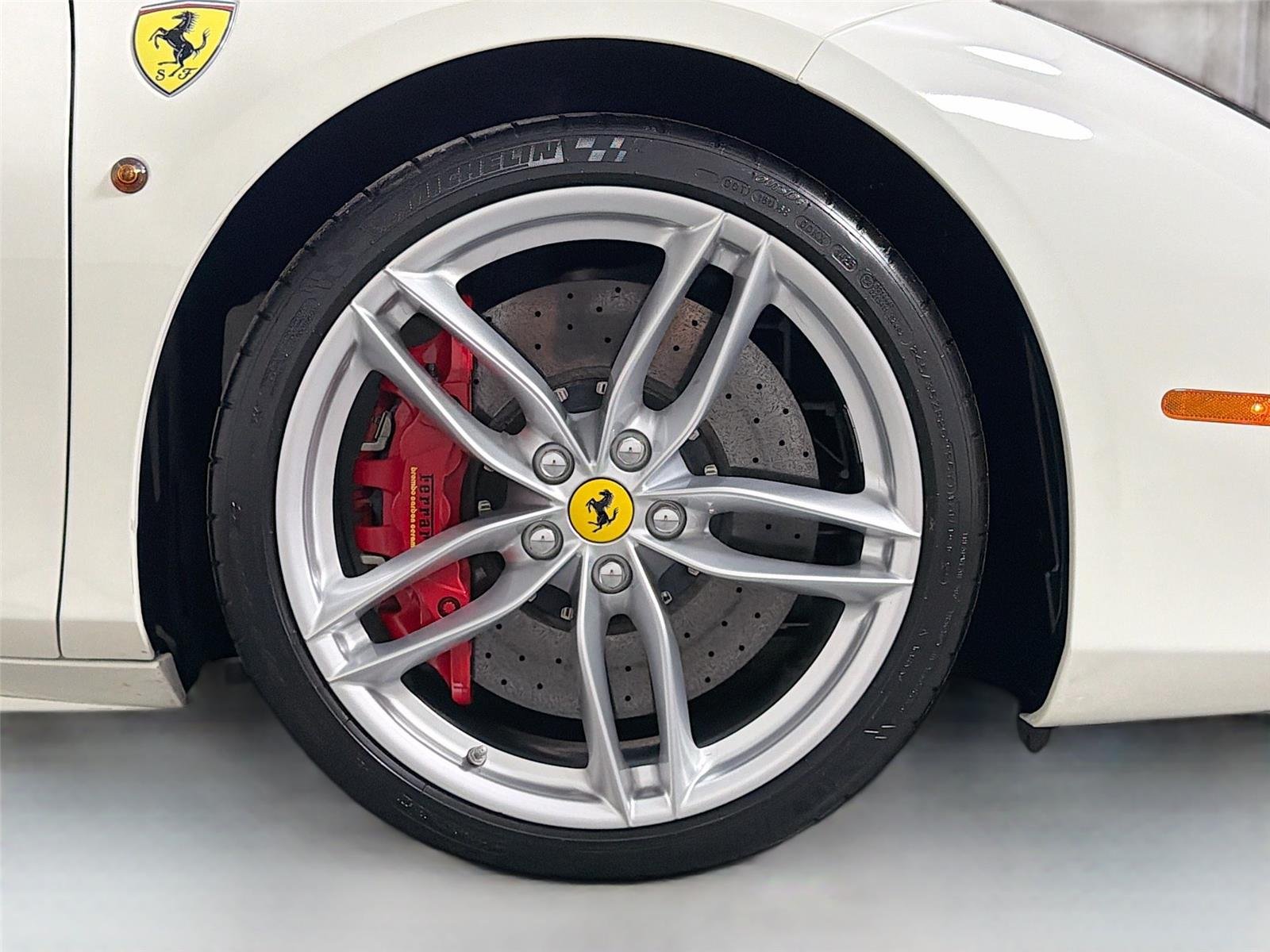Used 2018 Bianco Avus Ferrari Base image 14