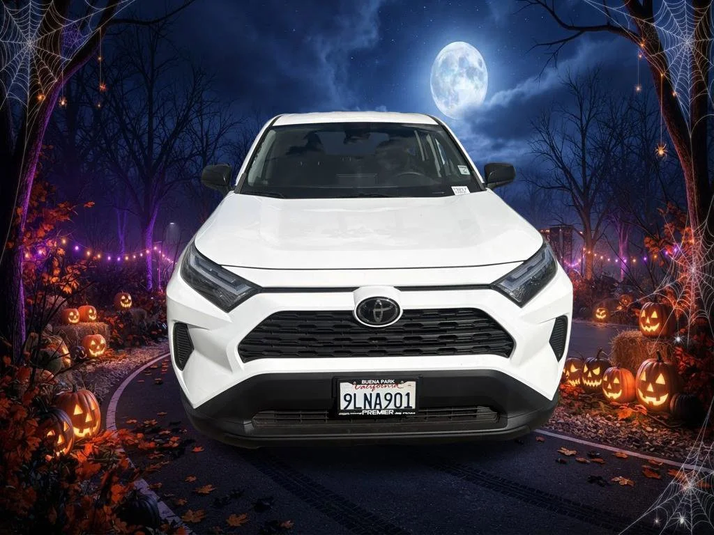 Used 2023 White Toyota LE image 9