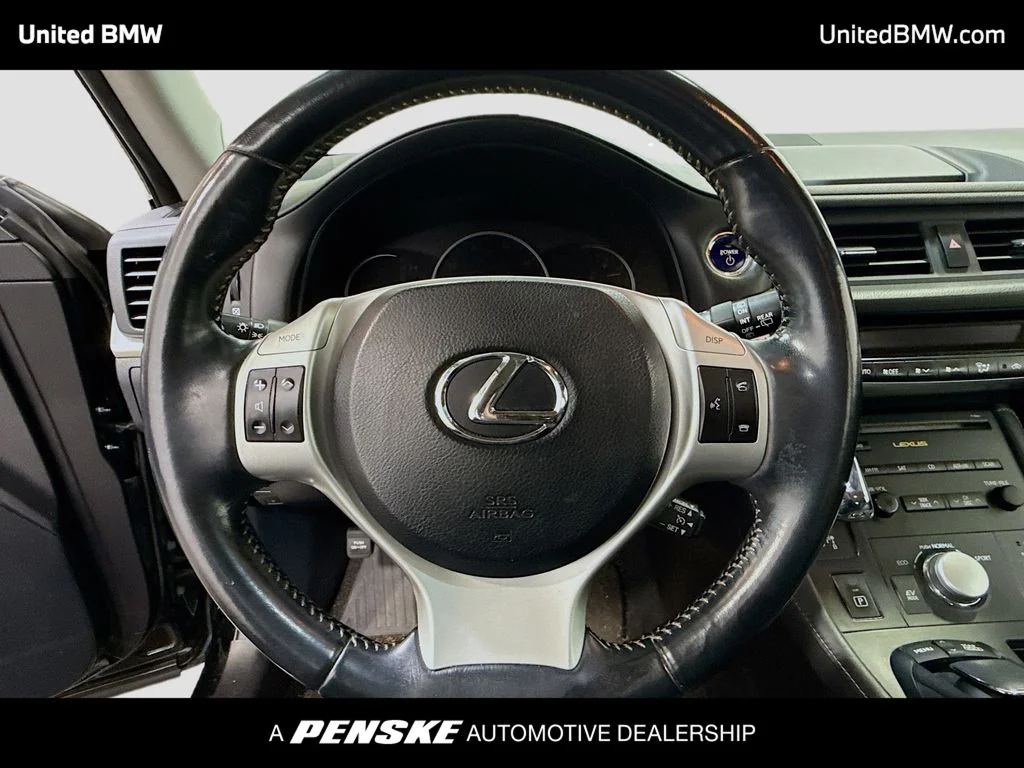 Used 2012 Obsidian Lexus 200h Premium image 6