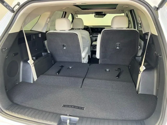 New 2026 White Kia EX image 35