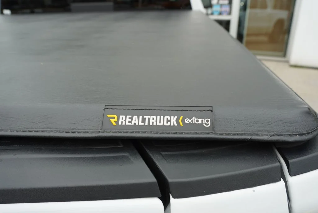 Used 2025 White GMC AT4 image 34