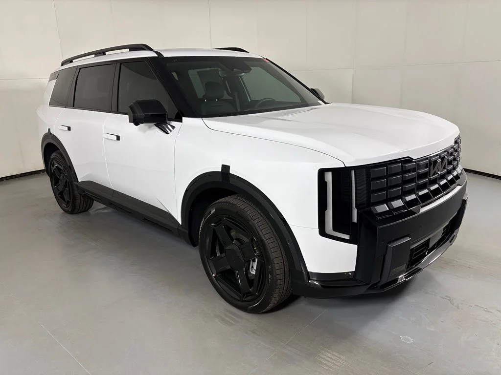 New 2027 Glacial White Pearl Kia X-Line SX image 2