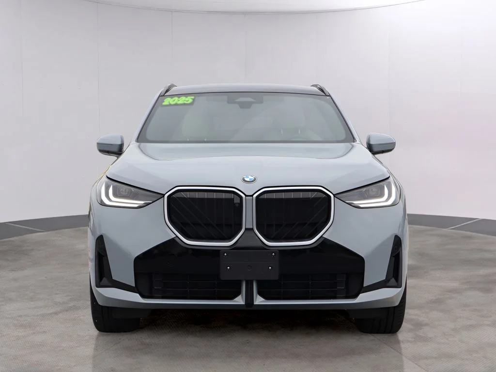 Used 2025 Brooklyn Gray Metallic BMW 30 xDrive image 2