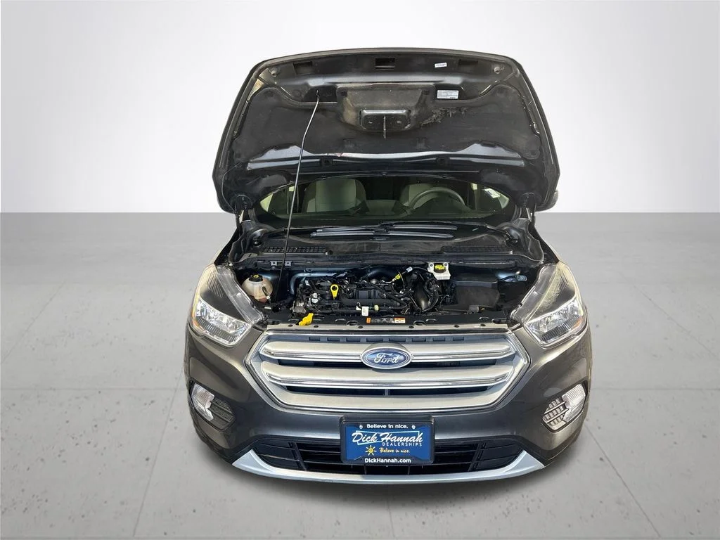 Used 2019 Gray Ford SE image 21