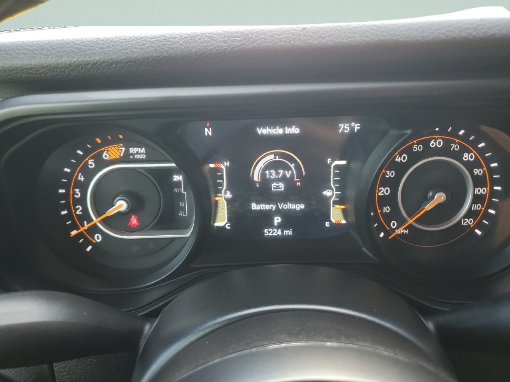 Used 2025 Red Jeep Sport S image 22