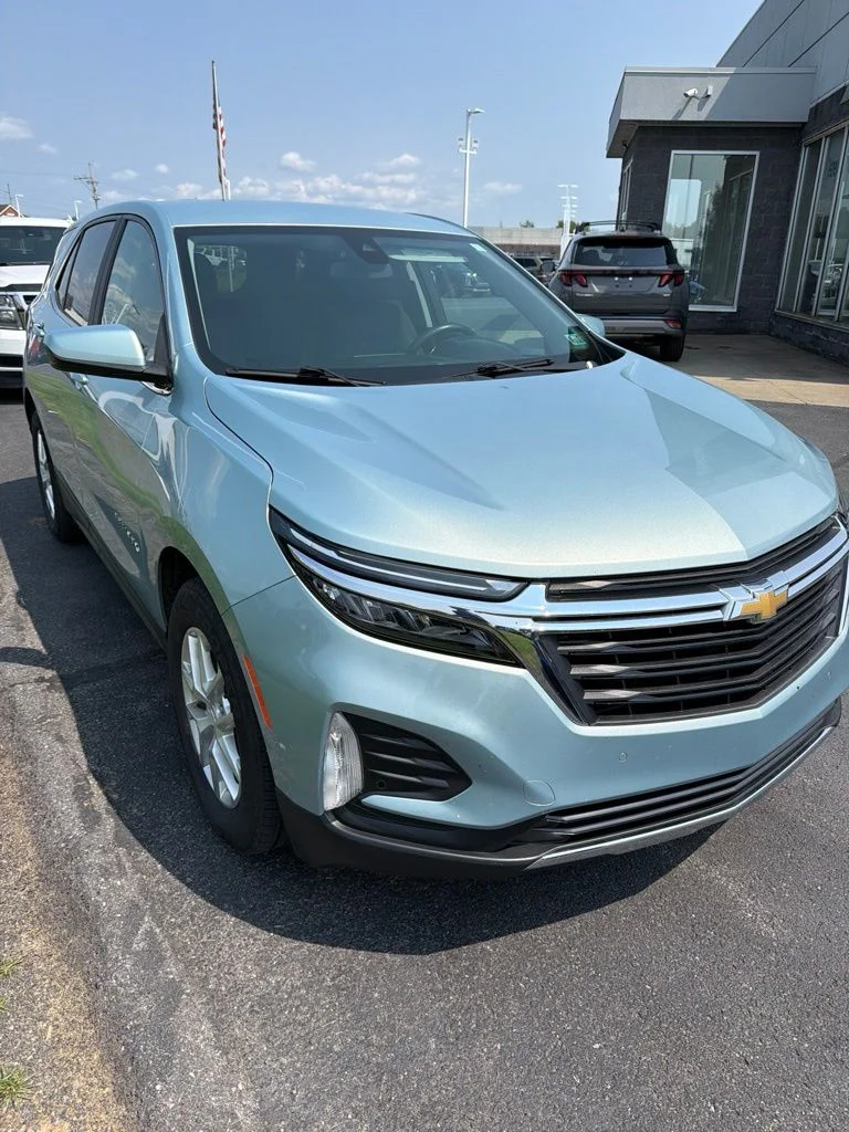 Used 2022 Blue Chevrolet LT image 1