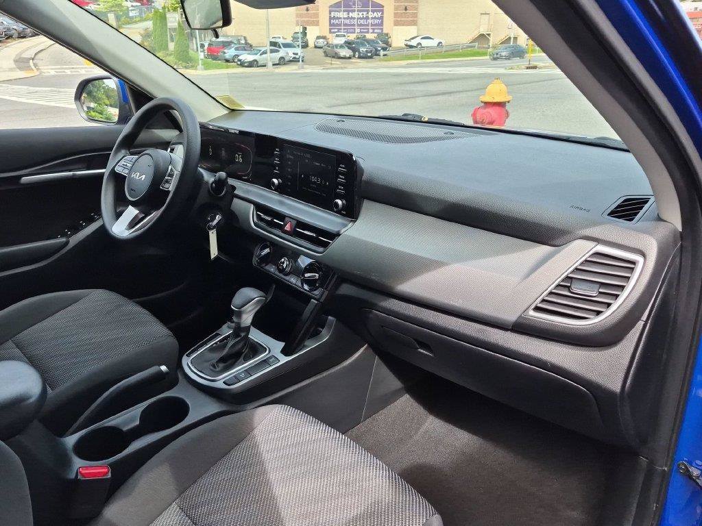 Used 2024 Blue Kia LX image 22