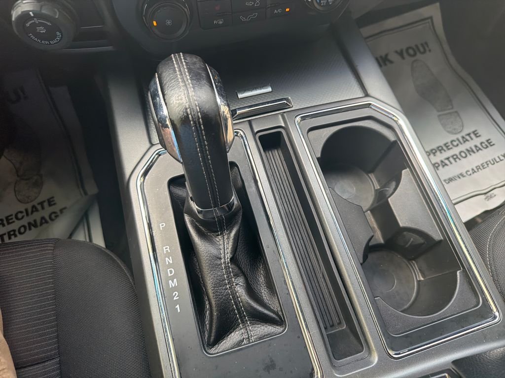 Used 2016 Gray Ford XLT image 10
