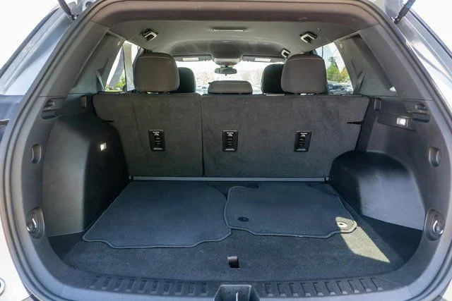 2025 Chevrolet Equinox LT - Photo 11