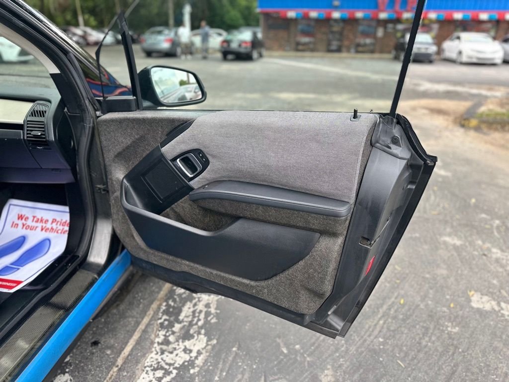 2016 BMW i3 - Photo 19
